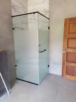 Bathroom Glass Partitions