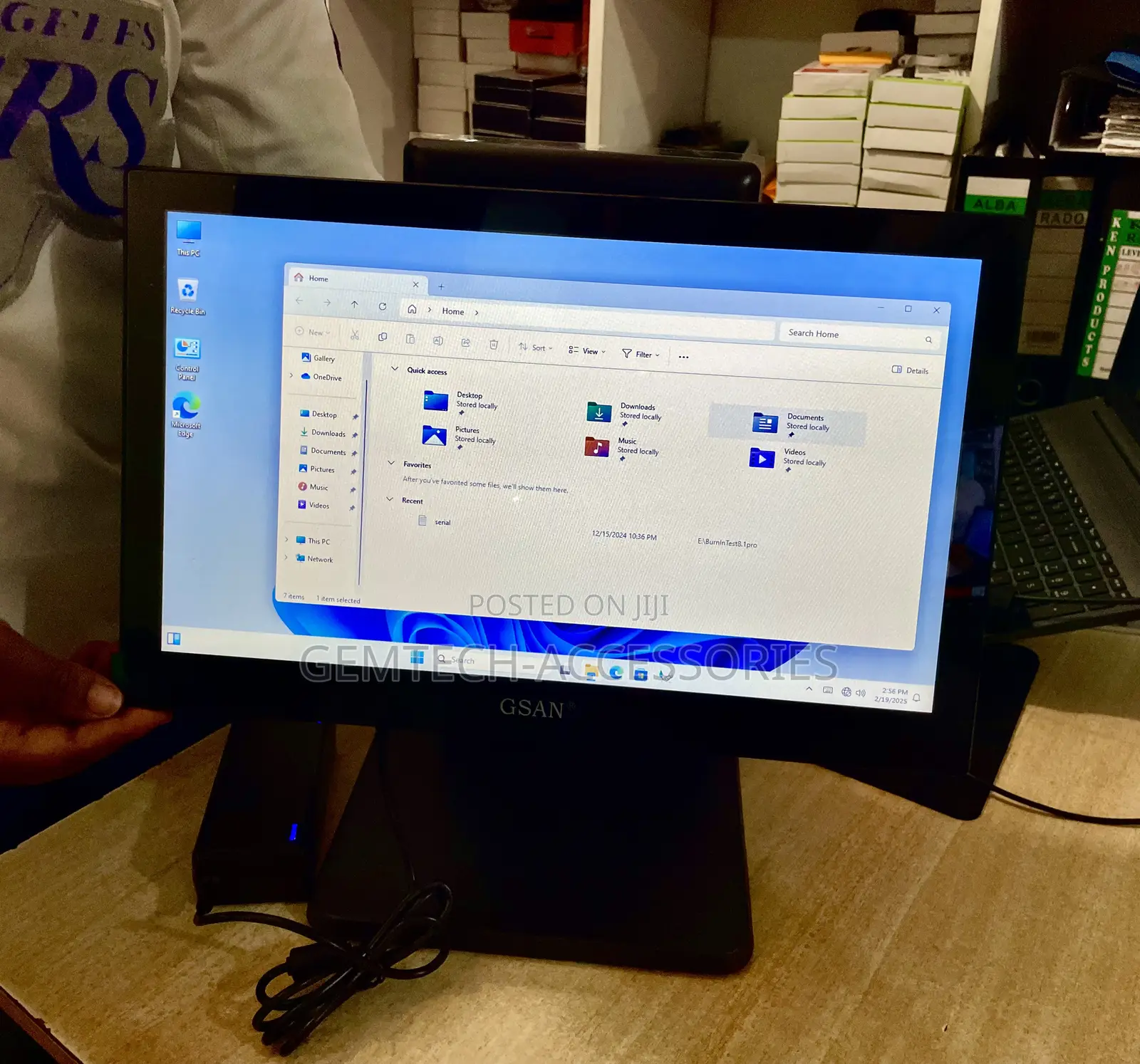 Gsan Pos System T3, Intel I5 Gen.4, 8gb Ram,15.6" Touch, 128 Ssd,