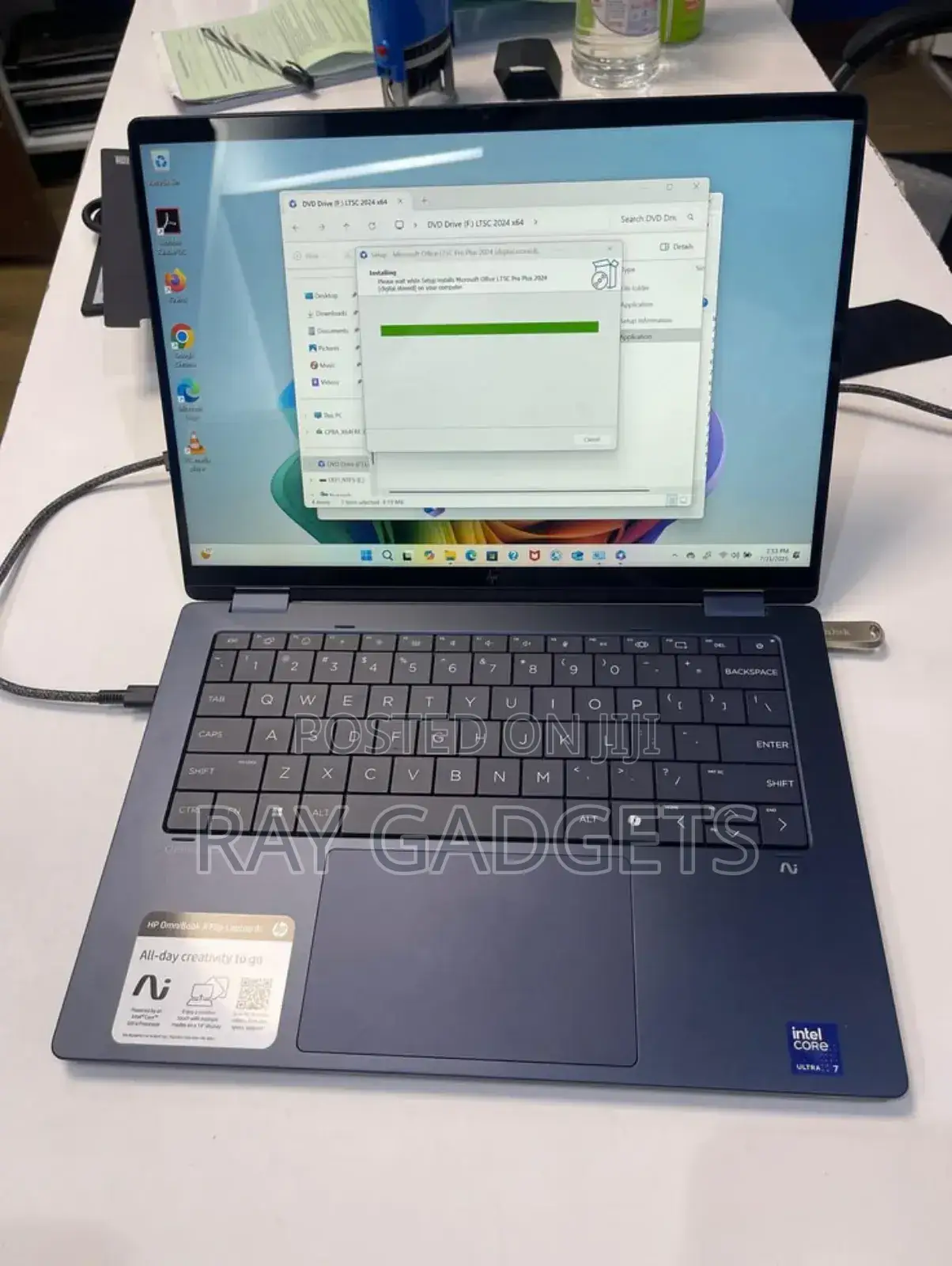 New Laptop HP OmniBook Ultra Flip 14" 16GB Intel Core Ultra 7 SSD 512GB