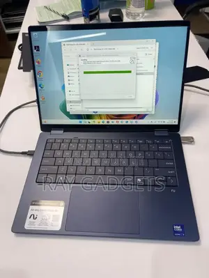 New Laptop HP OmniBook Ultra Flip 14" 16GB Intel Core Ultra 7 SSD 512GB