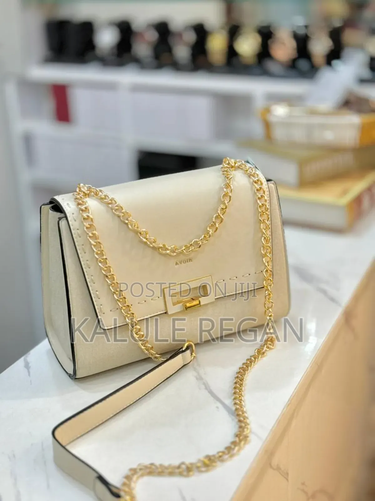 None Modern Two-Tone Shoulder Clutch
