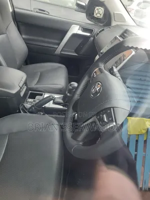 Toyota Land Cruiser Prado 2016 Black