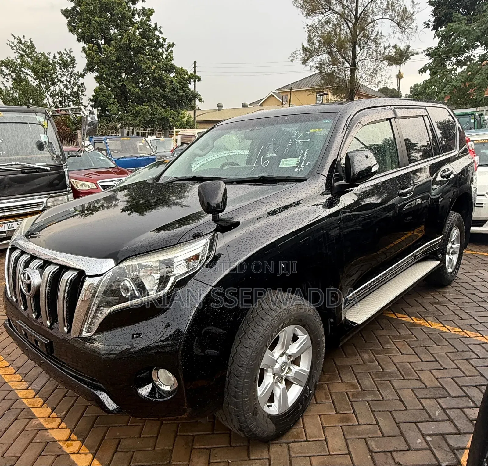 Toyota Land Cruiser Prado 2016 Black