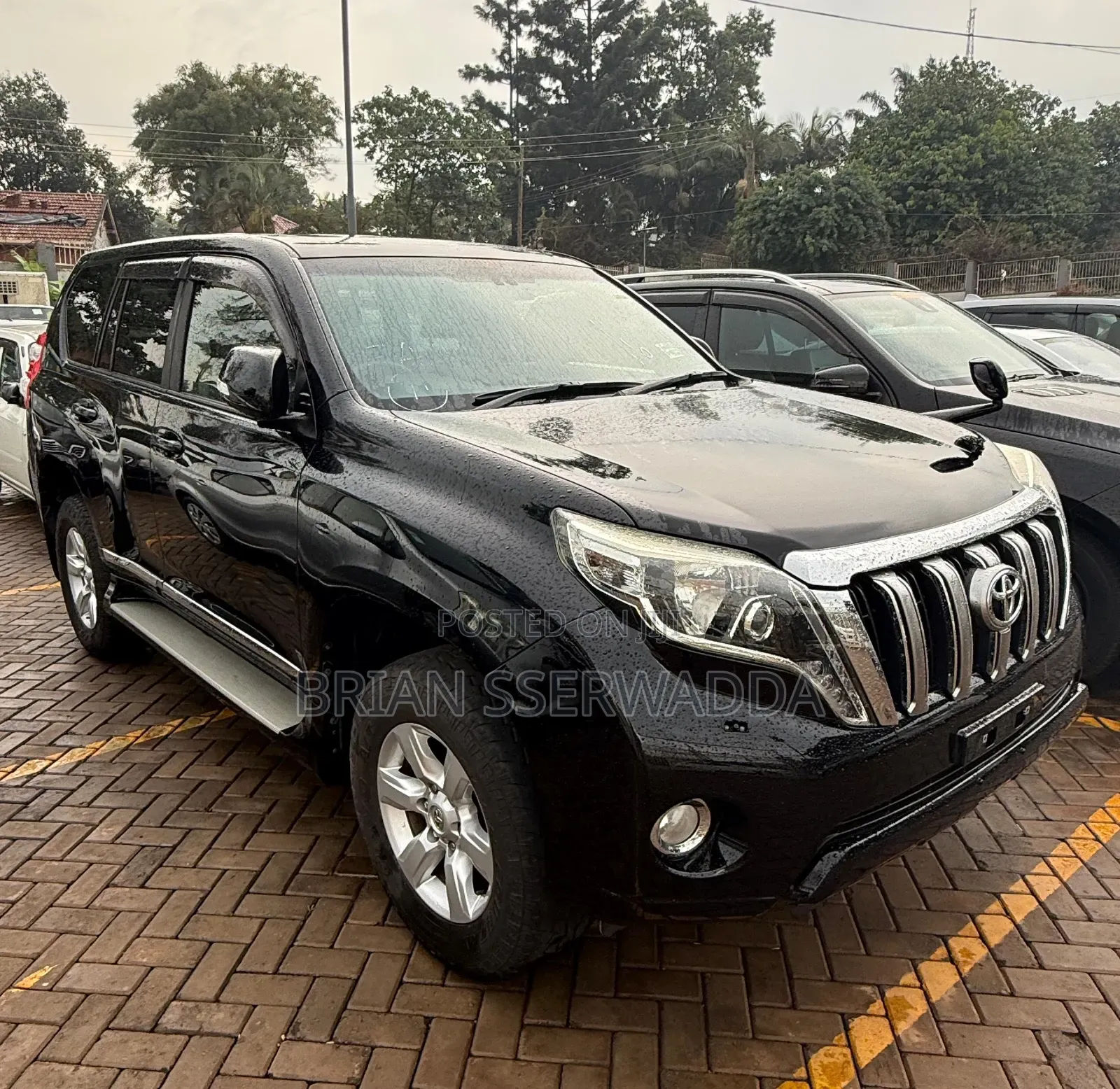 Toyota Land Cruiser Prado 2016 Black
