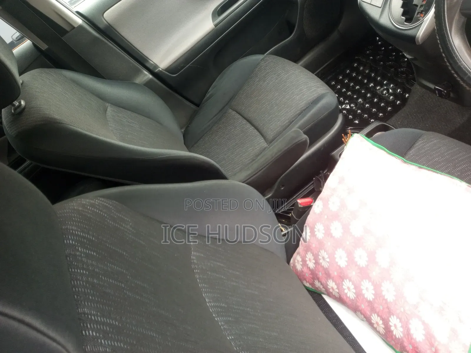 Toyota Wish 2012 Silver