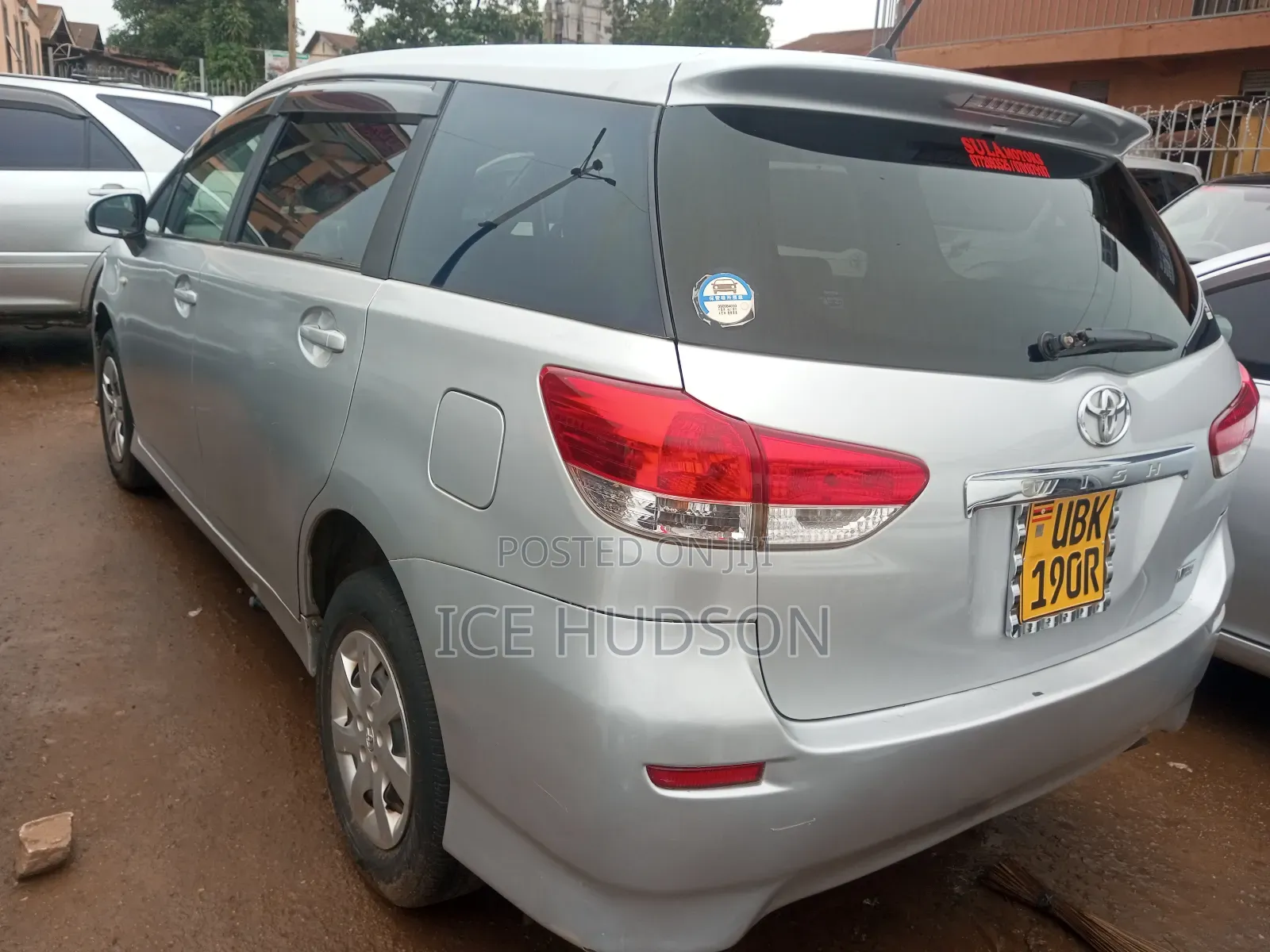 Toyota Wish 2012 Silver