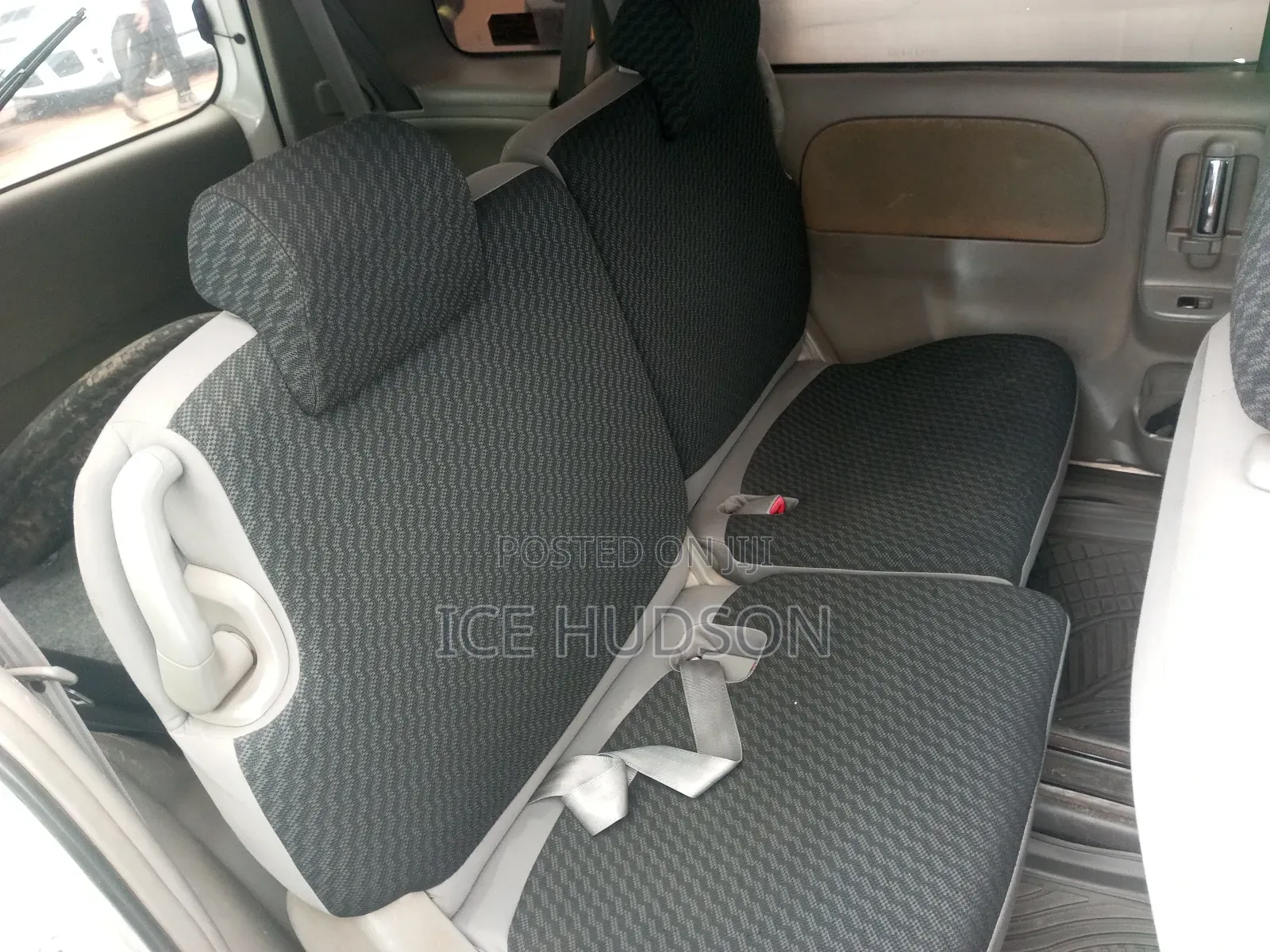 Toyota Sienta 2008 White