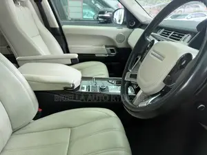 Land Rover Range Rover Vogue 2017 Gold