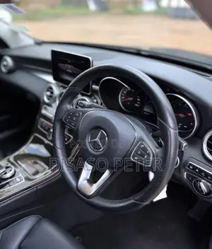 Mercedes-Benz C200 2017 Black