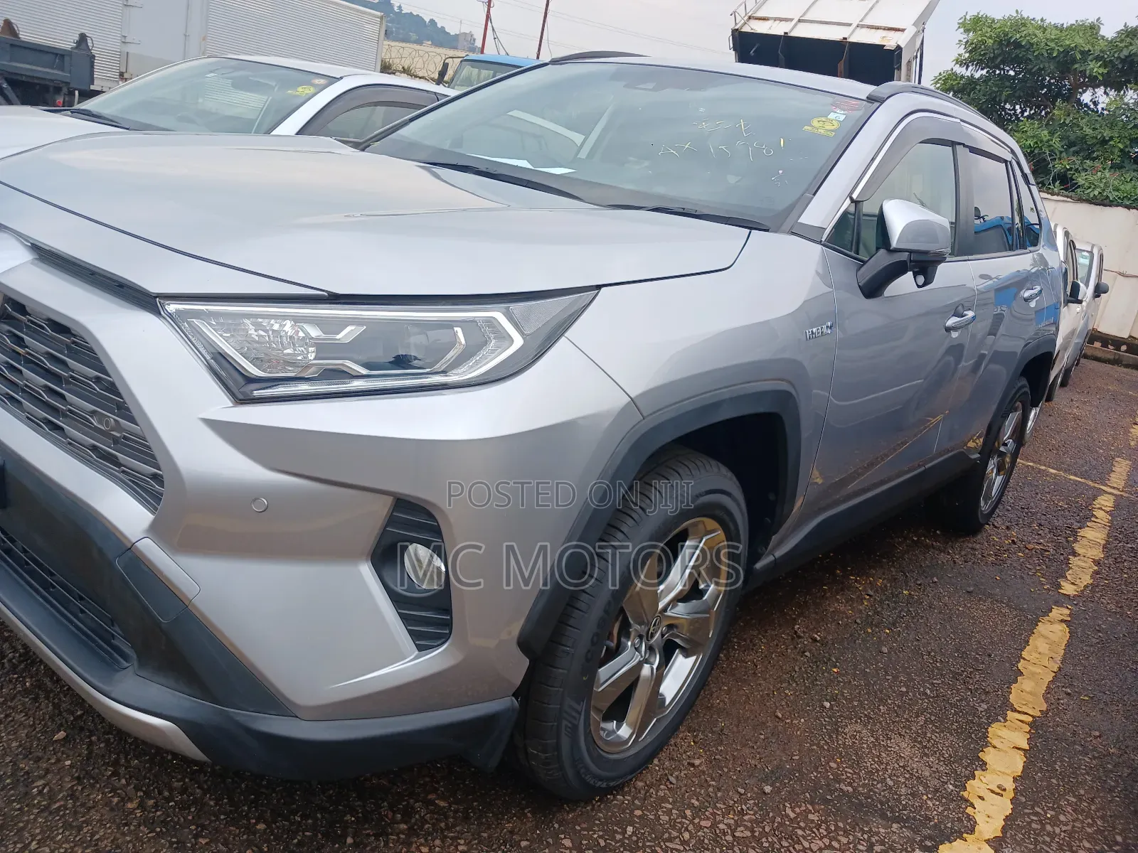 Toyota RAV4 Limited 2021 Silver