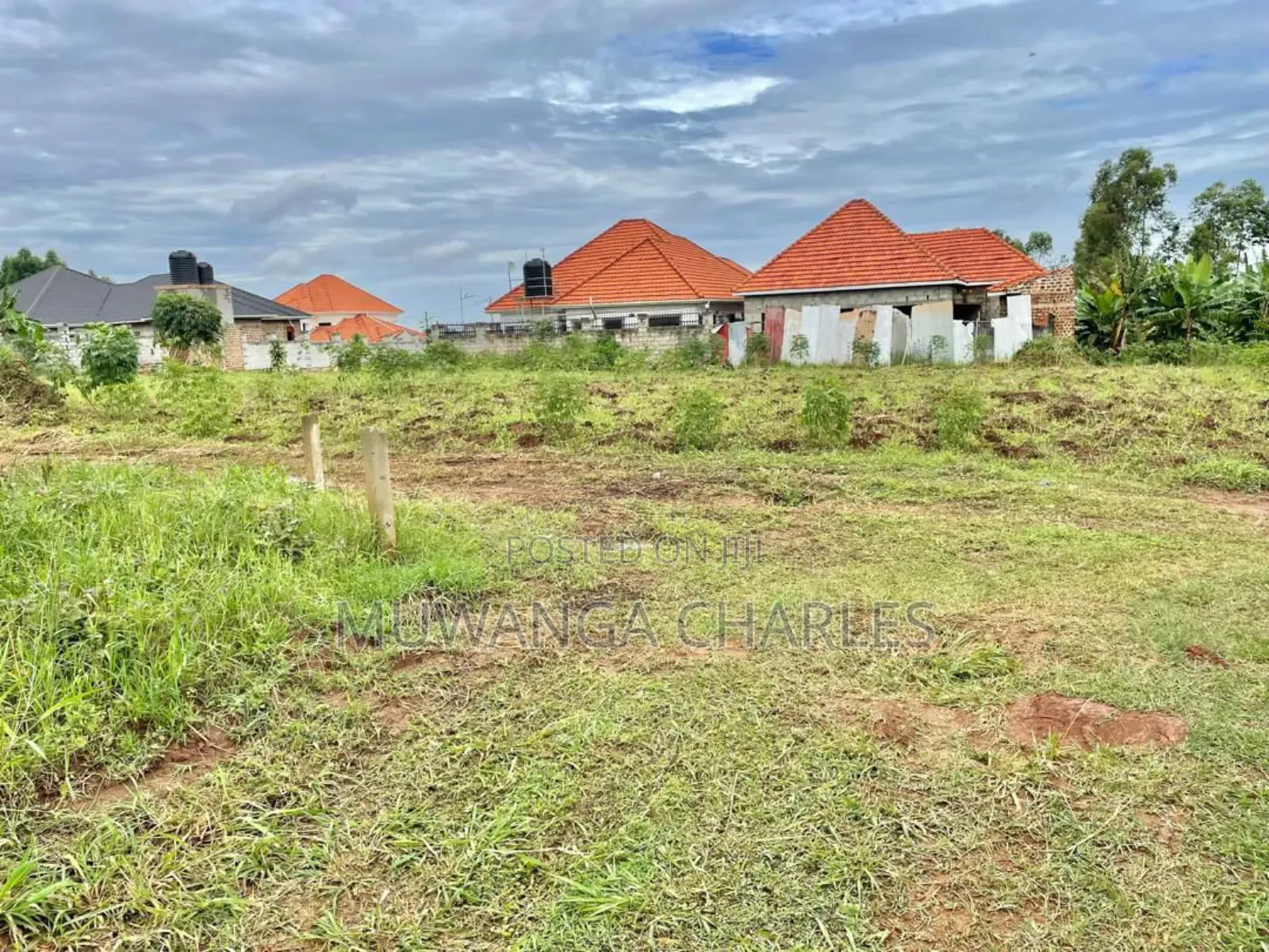 Plots on Sale in Kira Near Main