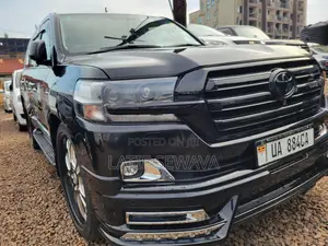 Toyota Land Cruiser 4.5 V8 VXR 2018 Black