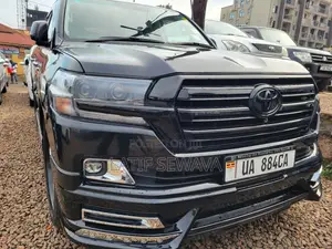 Toyota Land Cruiser 4.5 V8 VXR 2018 Black
