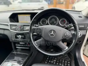 Mercedes-Benz E300 2012 White