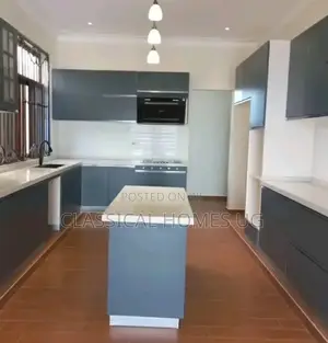 5bdrm Duplex in Ntinda, Central Division for rent