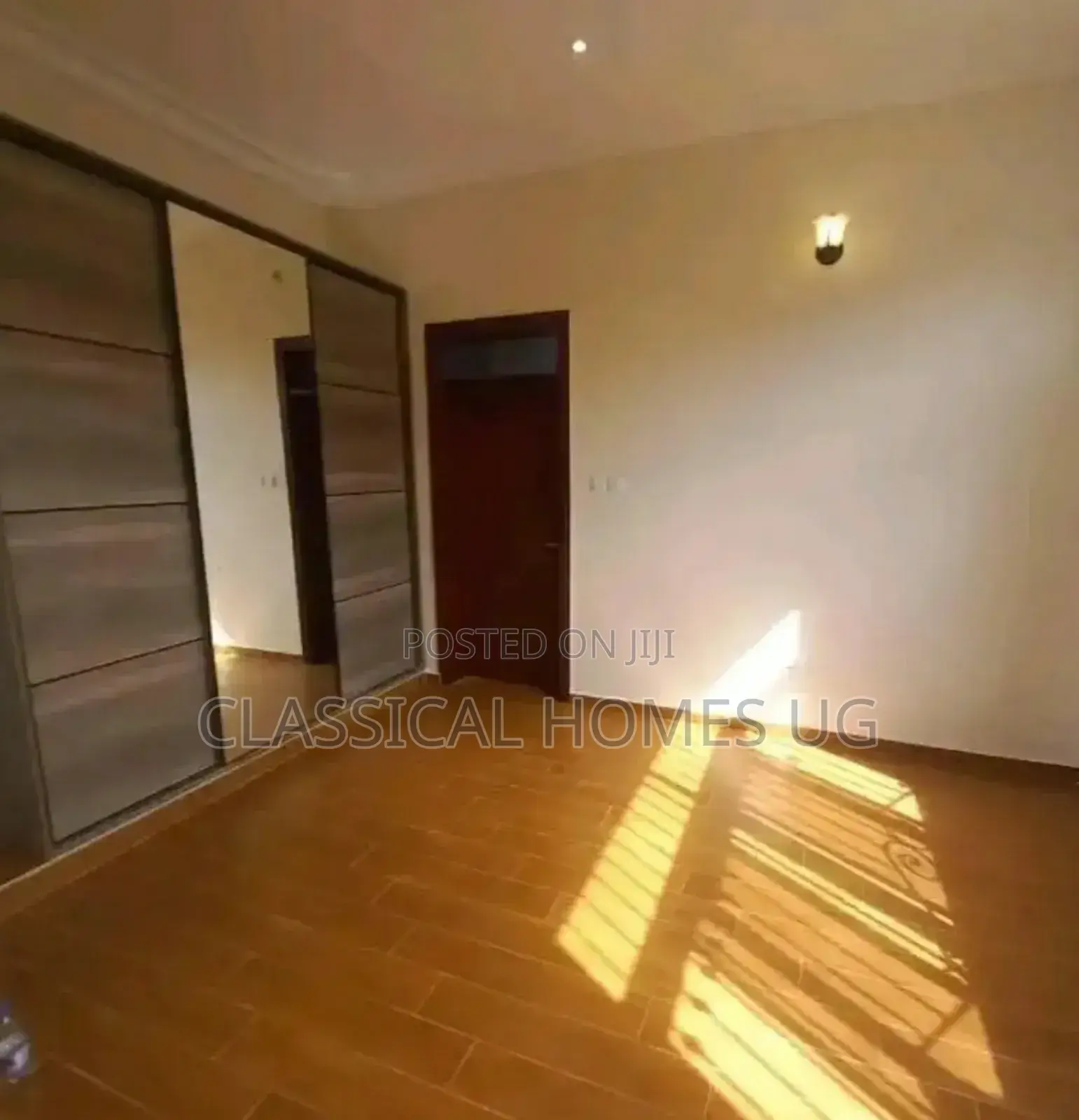 5bdrm Duplex in Ntinda, Central Division for rent
