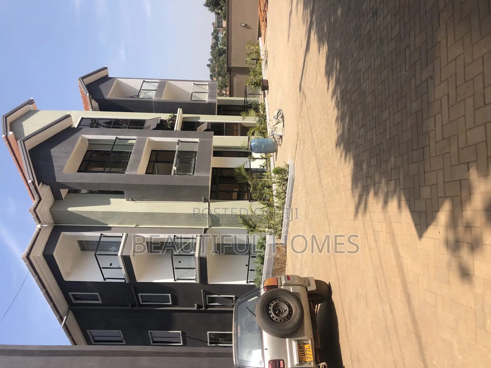 Furnished 2bdrm Block of Flats in Kisaasi, Central Division for sale