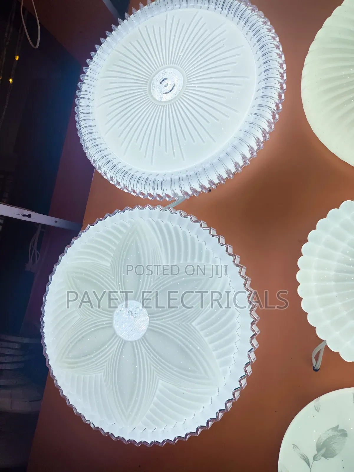 Round Centre Ceiling Light