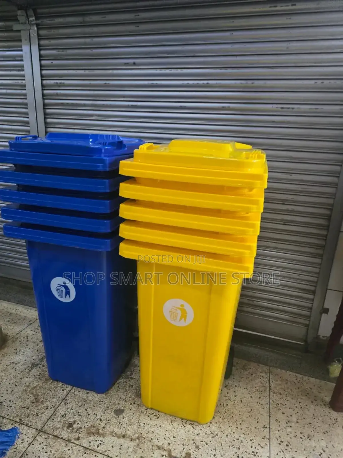 Patio Outdoor Plastic Dust Bins Plastic Dust Bins 240ltrs 1pc