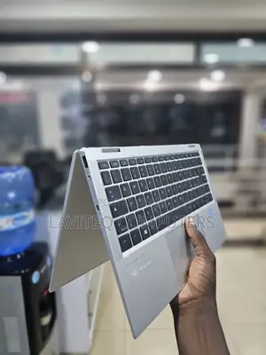 Laptop HP EliteBook 1040 G8 16GB Intel Core i5 SSD 512GB