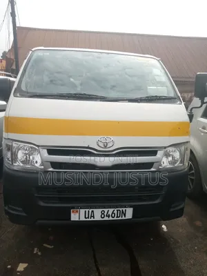 Bus 2009 White