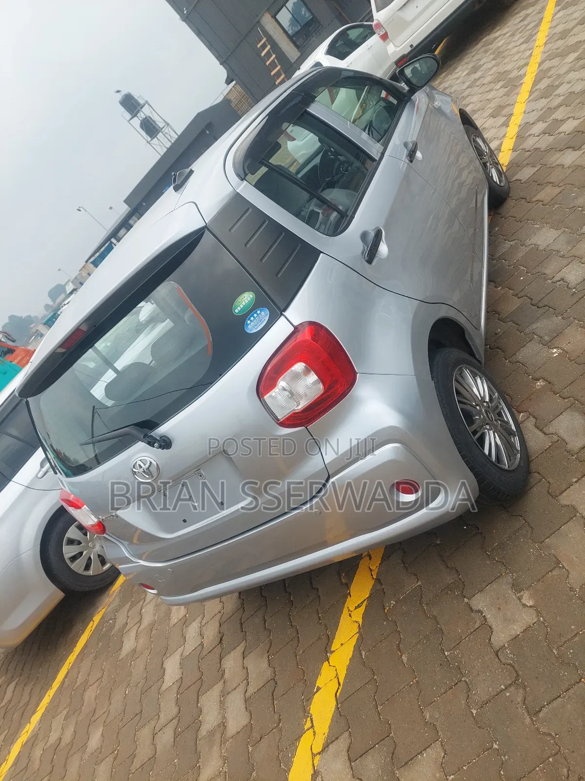 Toyota Passo 2016 Silver