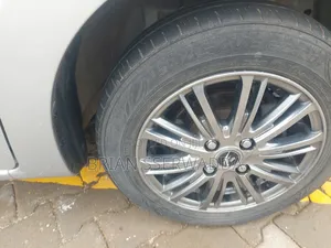 Toyota Passo 2016 Silver