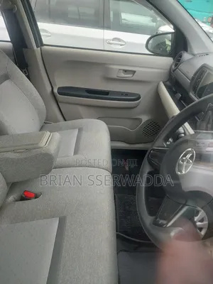 Toyota Passo 2016 Silver