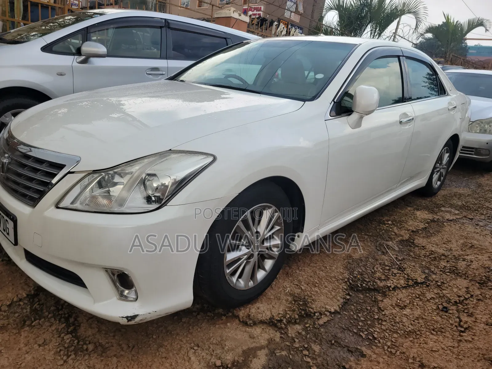 Toyota Crown 2016 White
