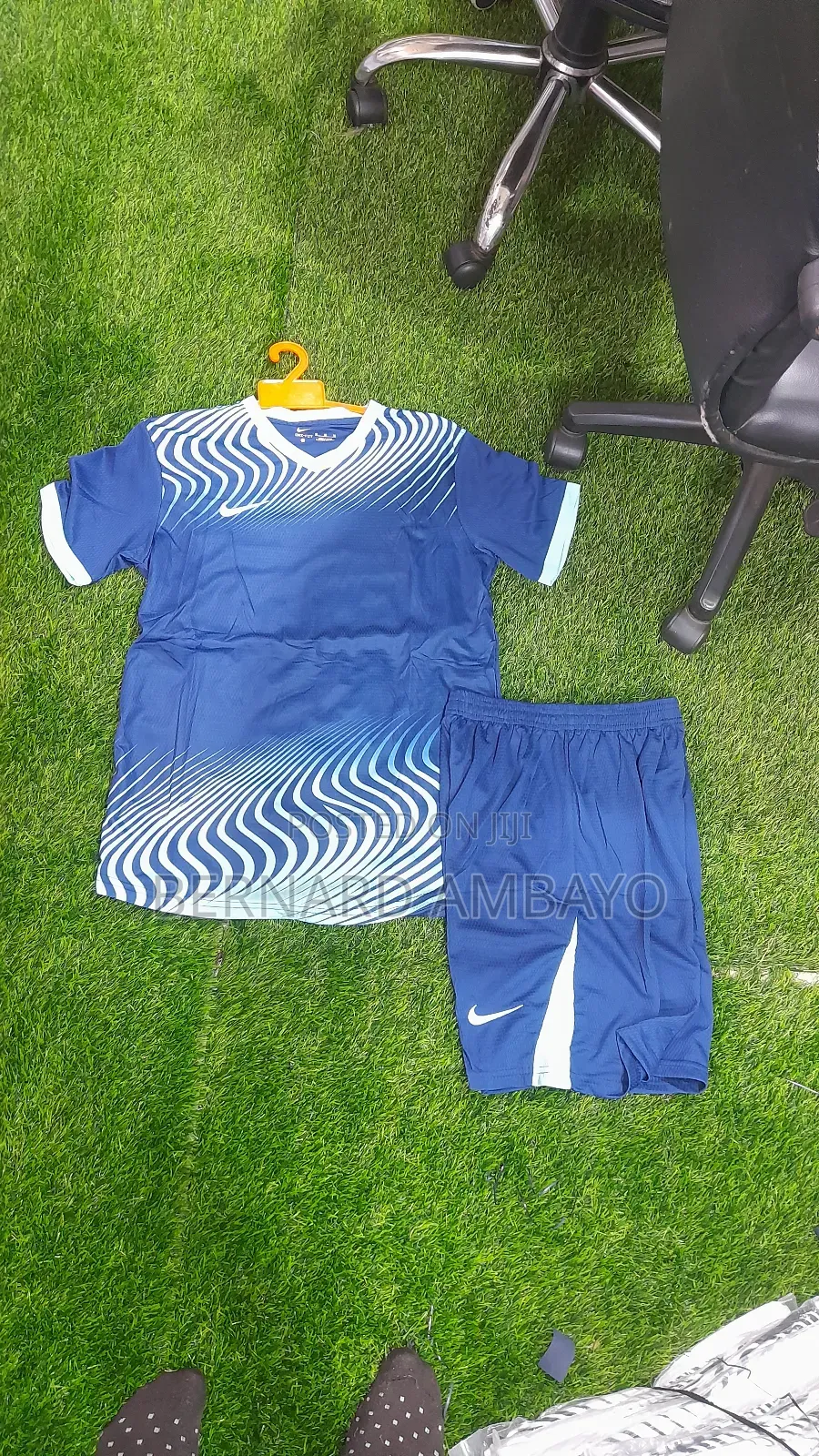 Nervey Blue Jersey