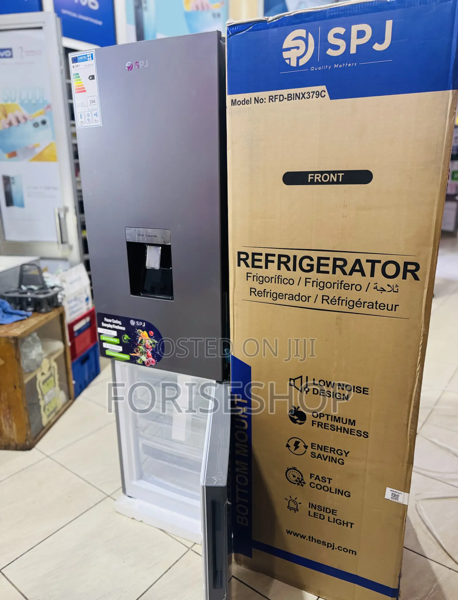 Spj 379 Litres Fridge