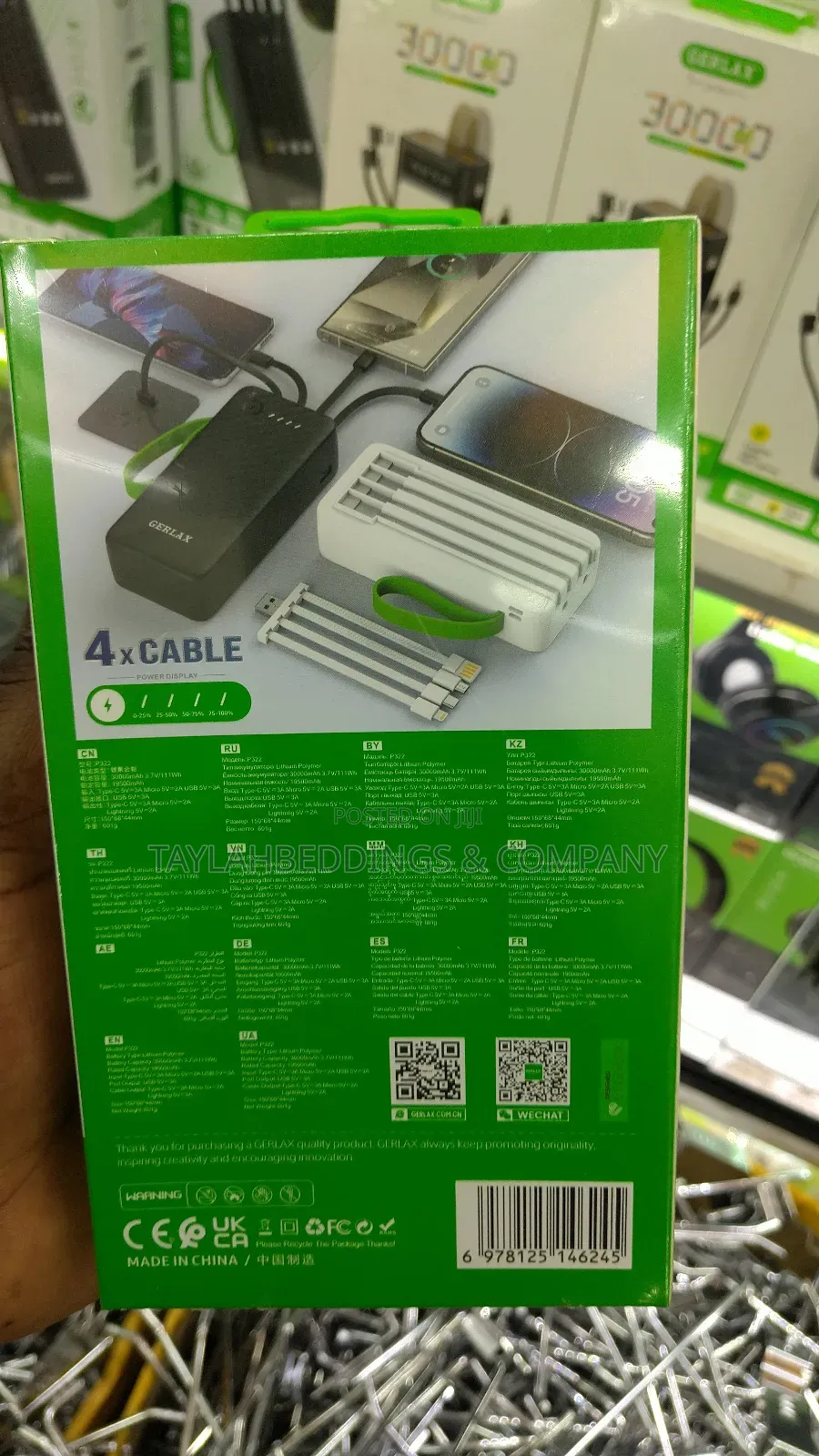 High Quality Power Bank of 30000mah for Charging 4 Devices at Once-B/W