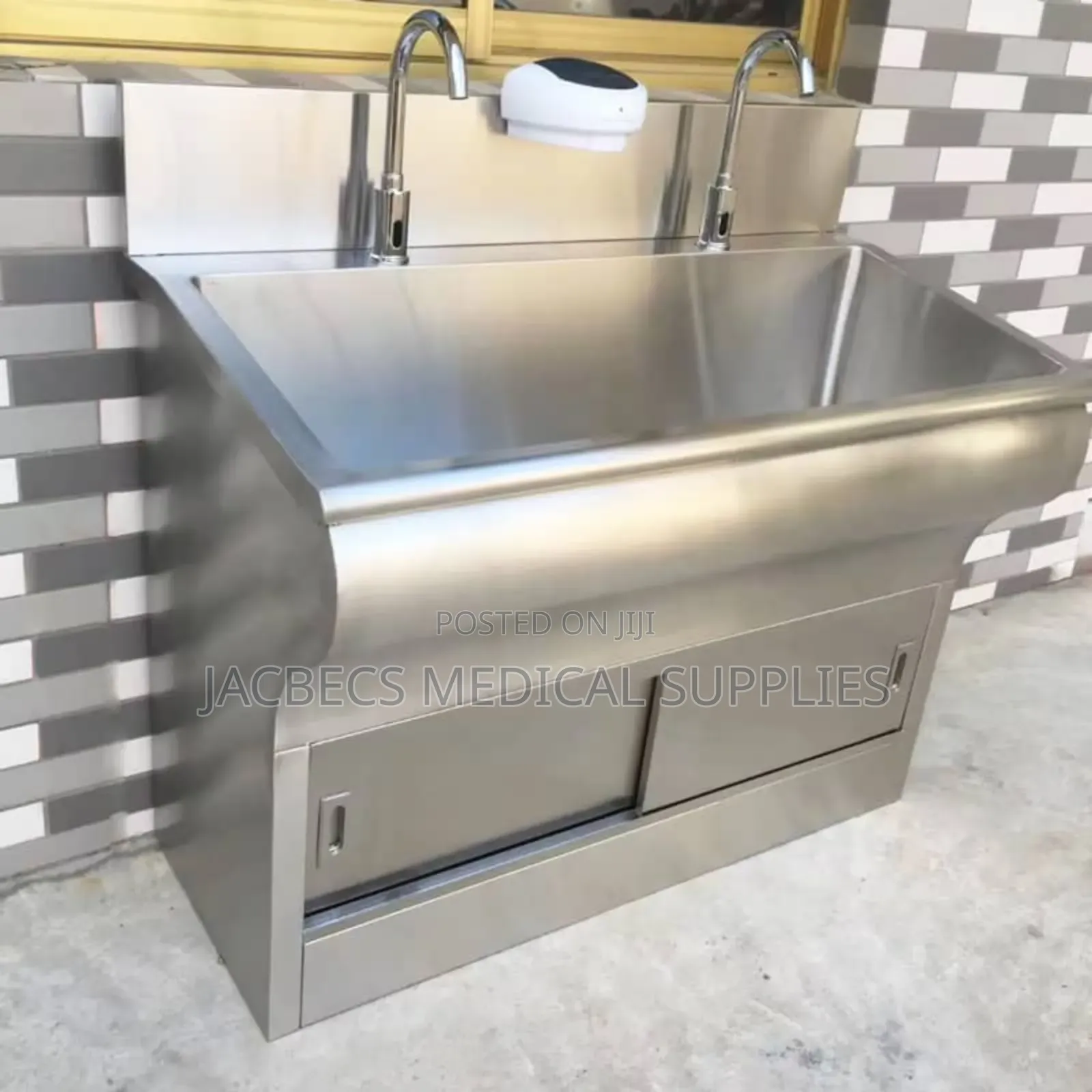 Medical Handwashing Sink