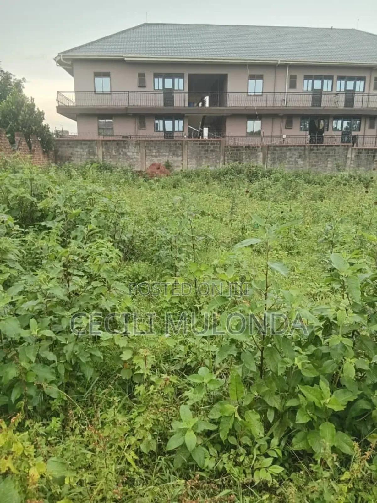 Confortable Flat Land 100 by 100 in Bubuli Entebbe Rd in Nkumba