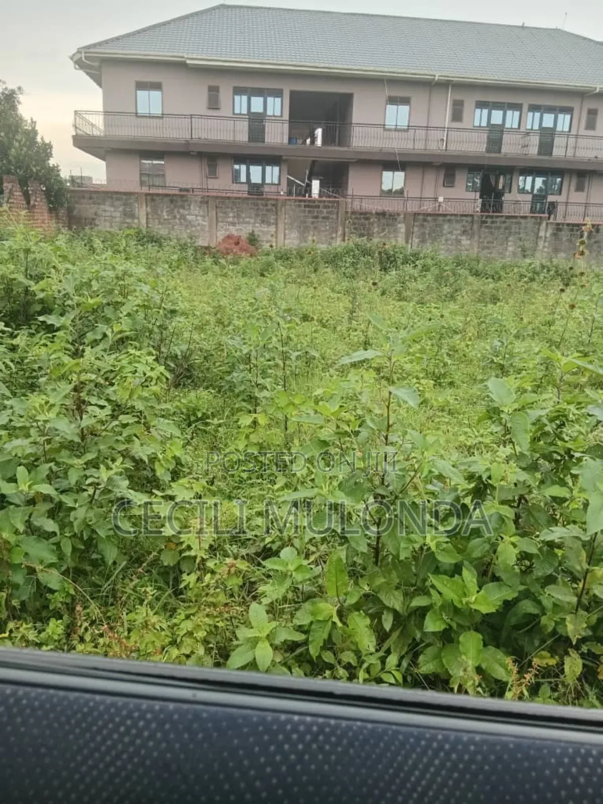 Confortable Flat Land 100 by 100 in Bubuli Entebbe Rd in Nkumba
