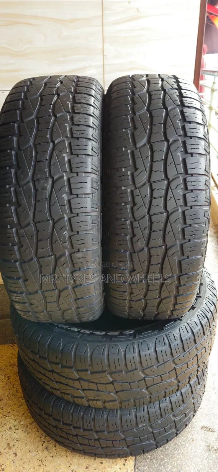 265 60 R18 As Good As Brand New Tires 👌 In The Type Of Linglong.