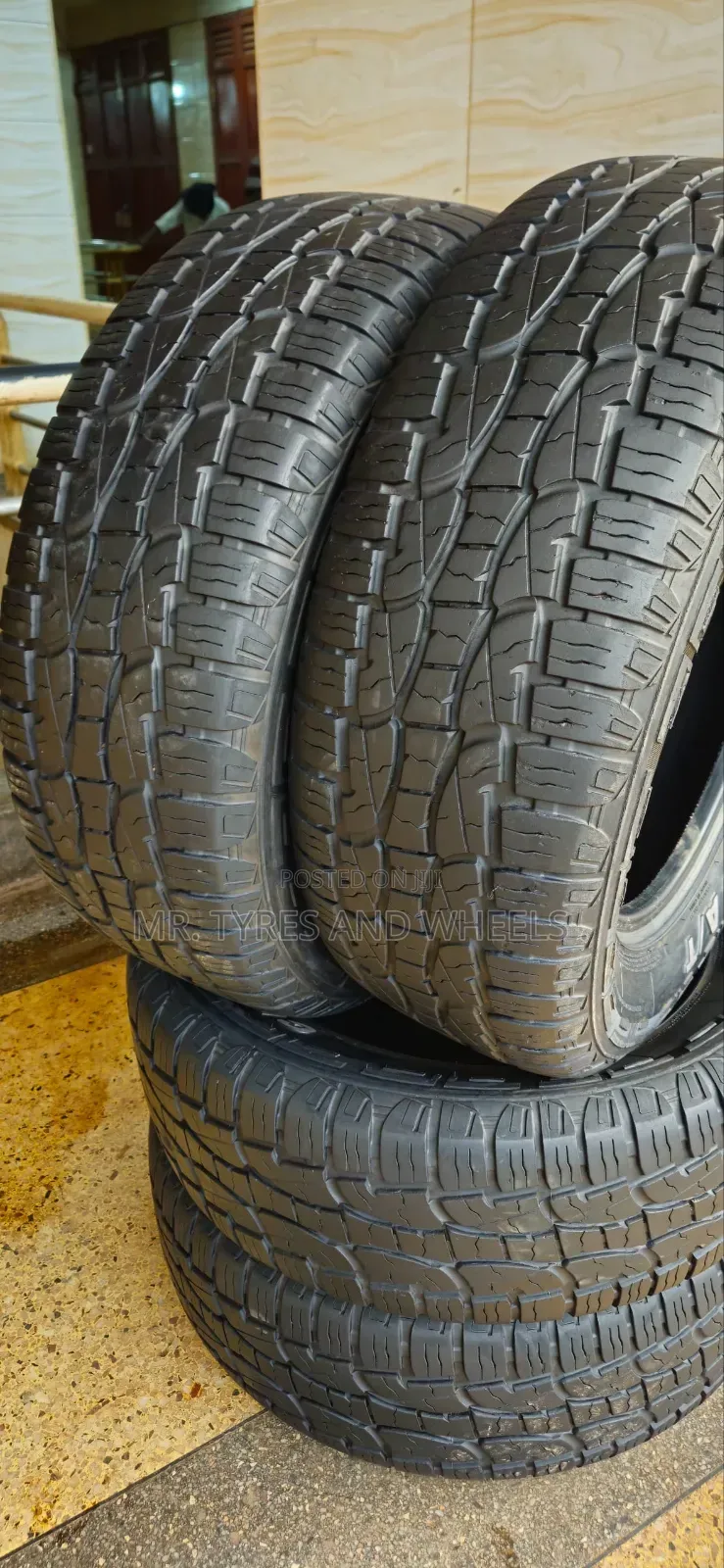 265 60 R18 As Good As Brand New Tires 👌 In The Type Of Linglong.