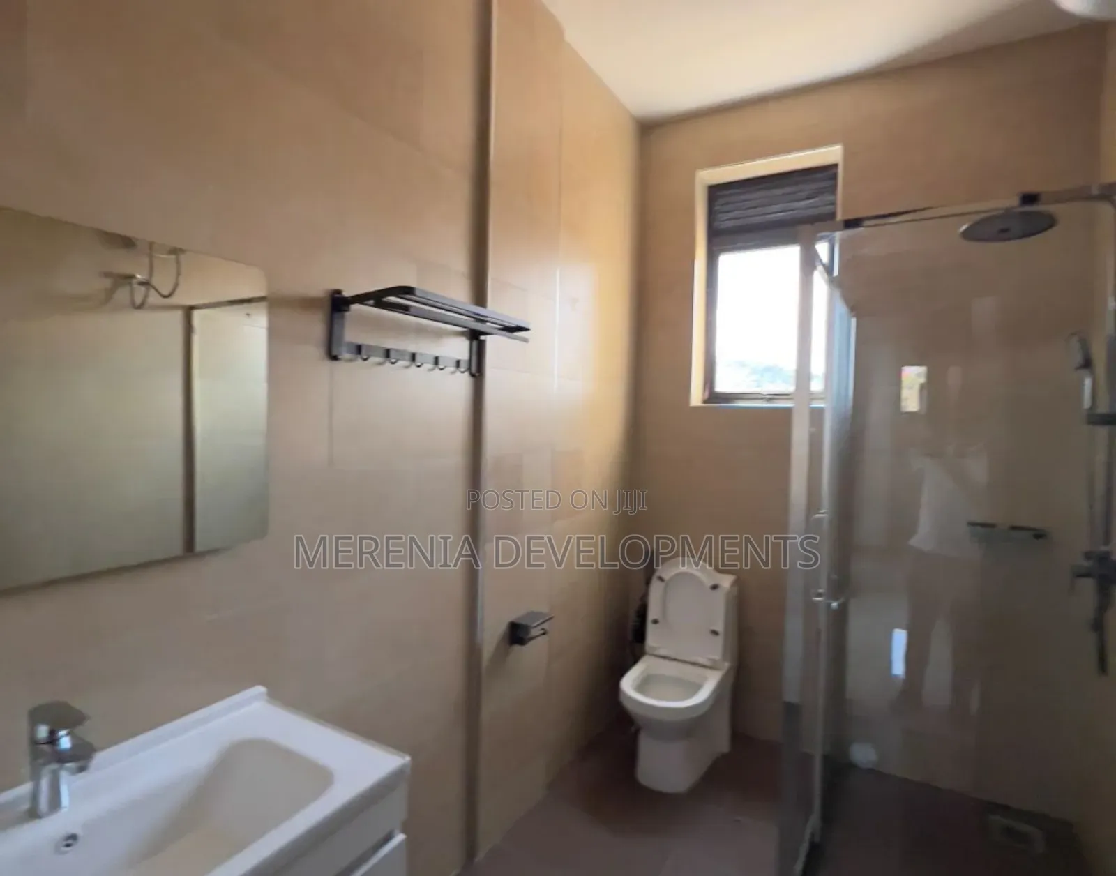 3bdrm Apartment in Bunga, Makindye for rent