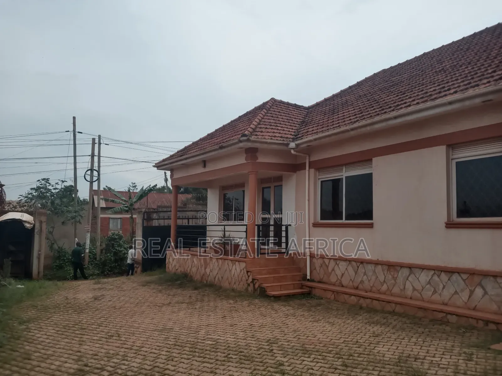 2bdrm Bungalow in Superman Broker, Kawempe for sale