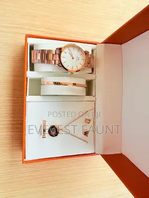 Daniel W Watch