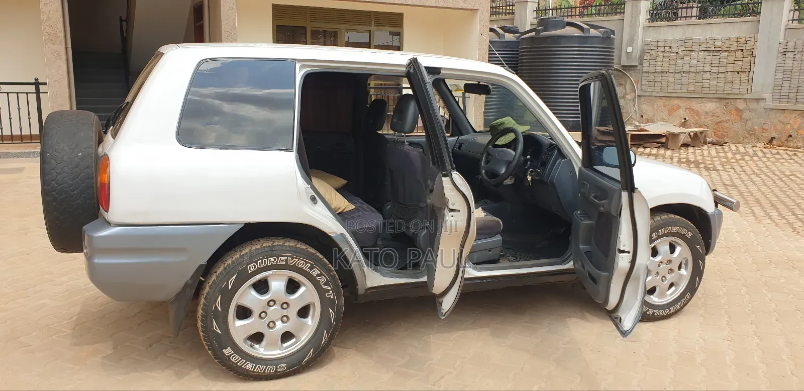 Toyota RAV4 Base 4x4 1997 Pearl