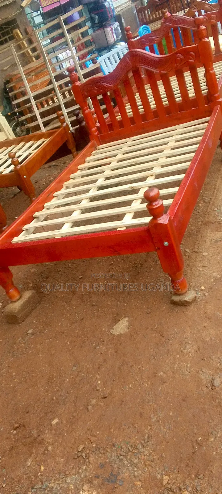 Brown Colored 4 by 6 Strong Bed