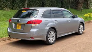 Subaru Legacy 2010 Silver