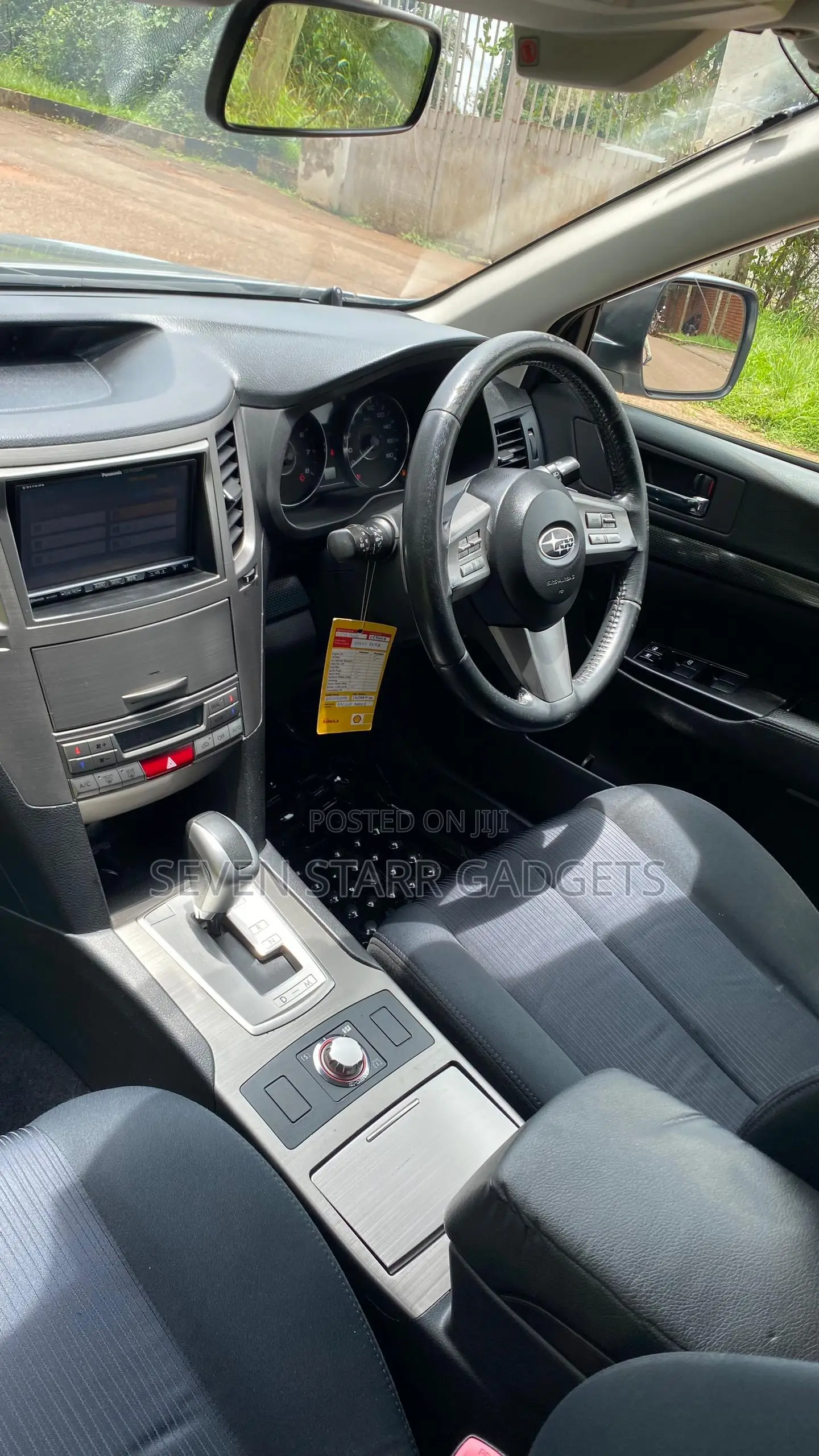 Subaru Legacy 2010 Silver
