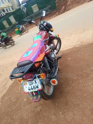 TVS HLX 125 2023 Red