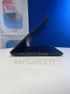 New Laptop Dell Latitude 12 5280 8GB Intel Core i5 SSD 256GB