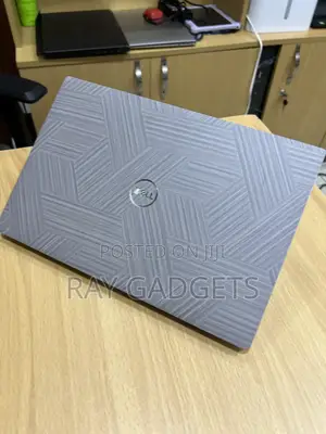 New Laptop Dell Latitude 7390 8GB Intel Core i7 SSD 256GB