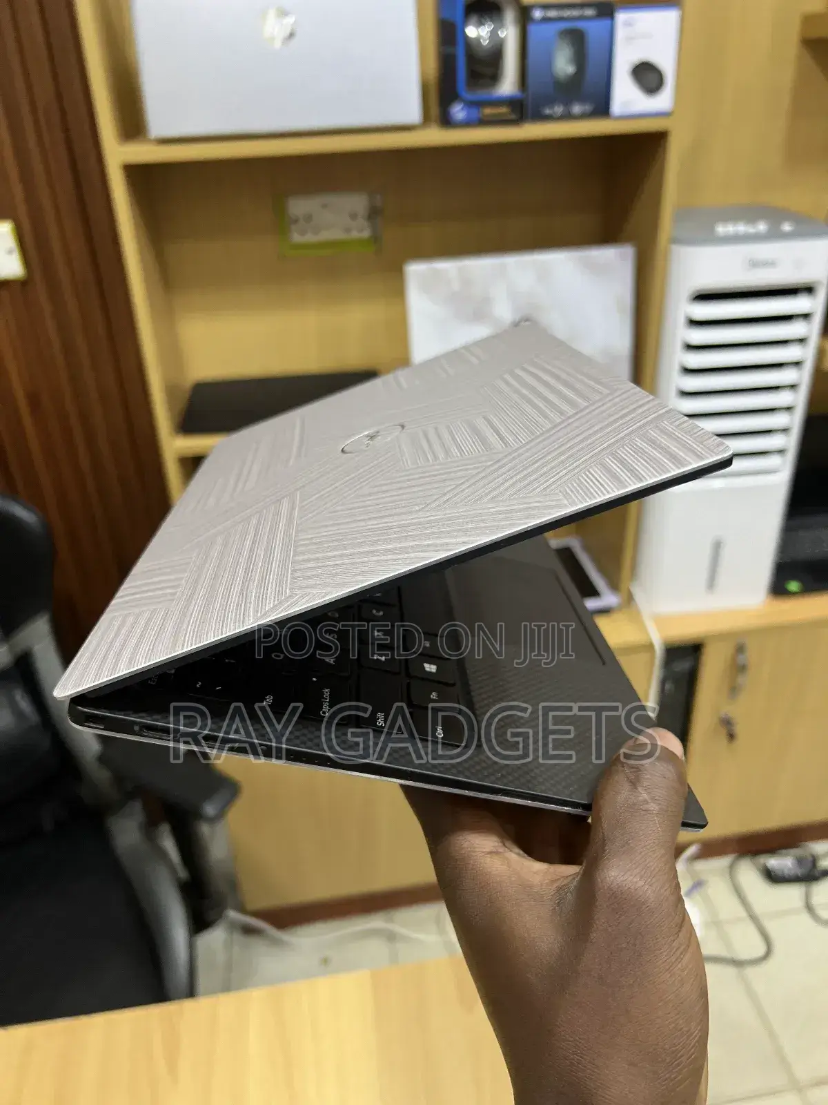 New Laptop Dell Latitude 7390 8GB Intel Core i7 SSD 256GB