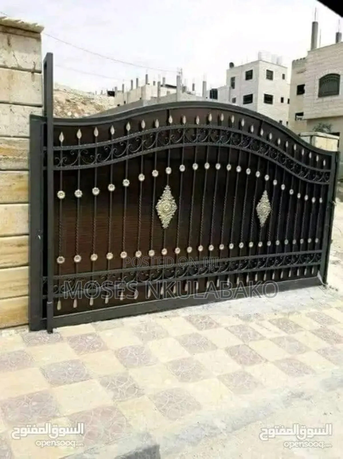 Metallic Gate