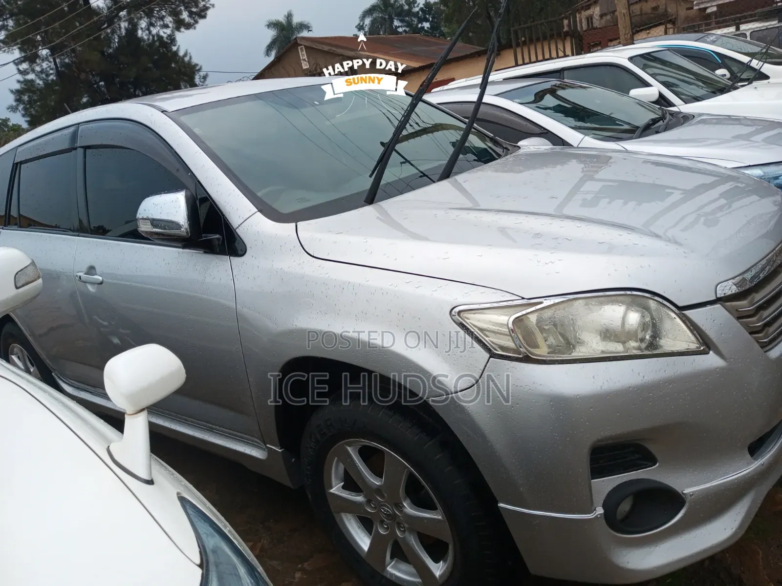 Toyota Vanguard 2008 White